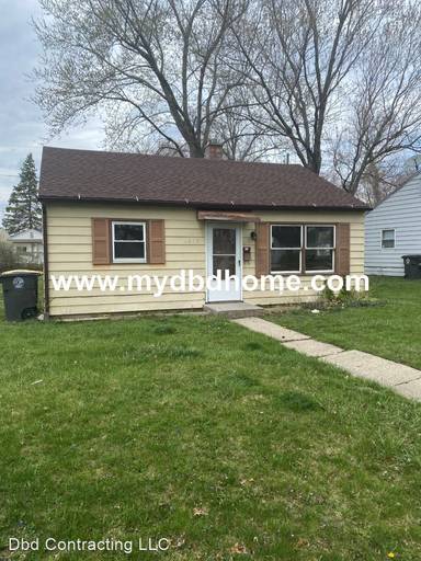 Main picture of 4838 Oliver St
