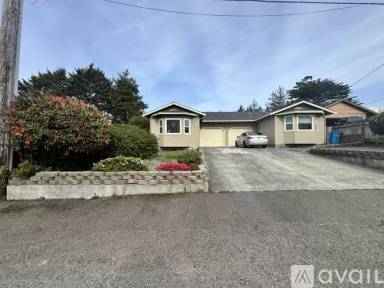 Main picture of 2499 Donna Dr