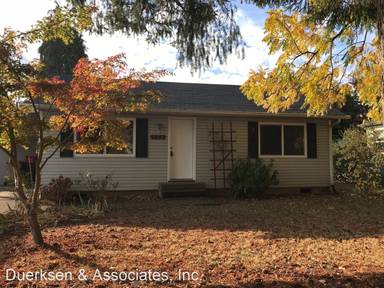 Main picture of 904 NW 29th St