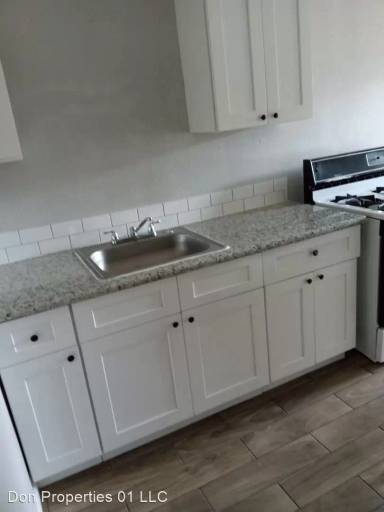 Main picture of 901 N Arrowhead Ave