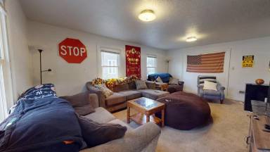 Main picture of 147 Campus Ave
