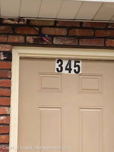 Main picture of 347 Dersam St