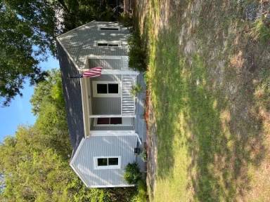 Main picture of 805 Highland Dr