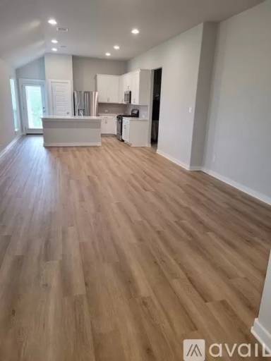 Main picture of 121 Tall Grass Dr