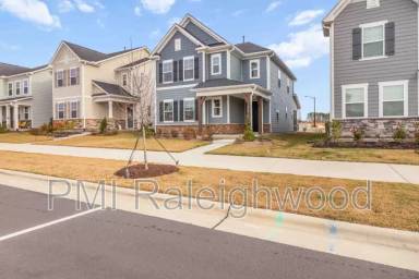 Main picture of 413 Canyon Spring Trl