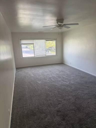 Main picture of 1360 S Main St