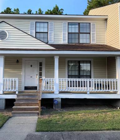 Main picture of Ravenwood Townhomes