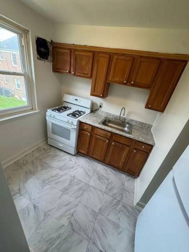 Main picture of 1910 Ramblewood Rd