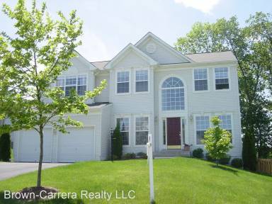 Main picture of 208 E King James St
