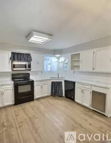Main picture of 29626 S Palmetto St