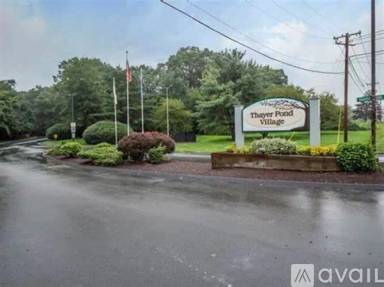 Main picture of 16 Thayer Pond Dr