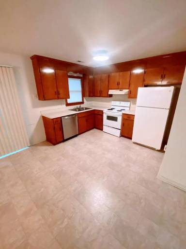Main picture of 1711 Wards Ferry Rd