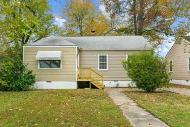Main picture of 3823 Shell Rd