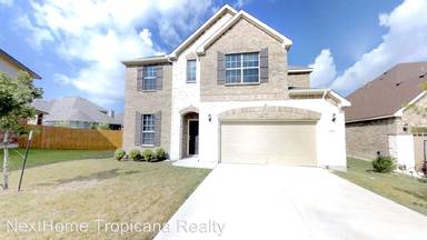 Main picture of 800 Green Meadows Dr