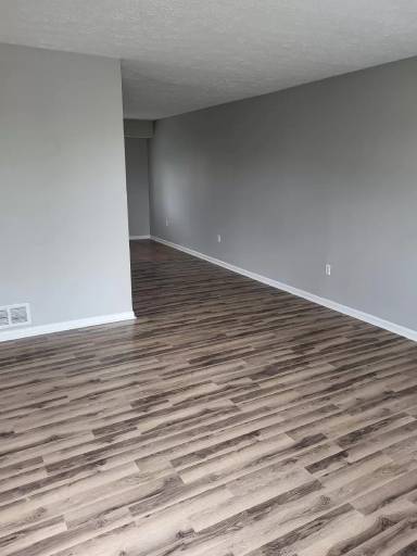 Main picture of 1639 Foxhaven Dr