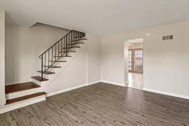 Main picture of 457 Olian Dr
