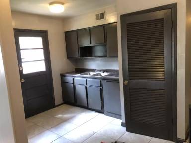 Main picture of 3190 Coleman Ave