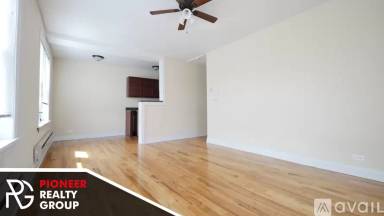 Main picture of 818 W Diversey Pkwy
