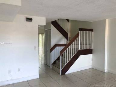 Main picture of 7510 SW 152nd Ave