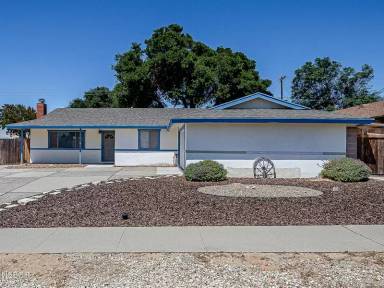 Main picture of 3950 Agena Way