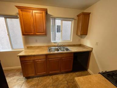 Main picture of 4654 33rd St