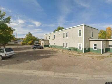 Main picture of 405 Oilfield Ave
