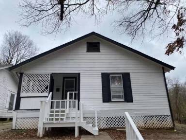 Main picture of 3208 Kentucky Ave