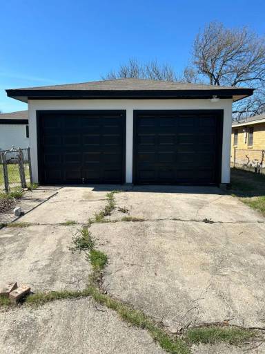Main picture of 1720 Western Park Dr
