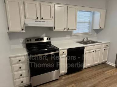 Main picture of 1313 Hudson Ave