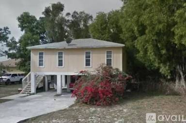 Main picture of 7615 Carrier Rd