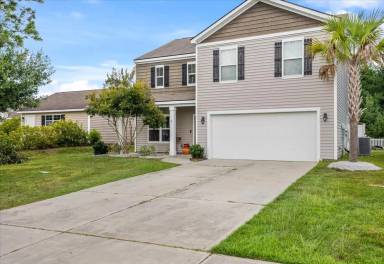 Main picture of 4 Gardenia Dr