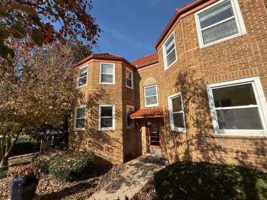 Main picture of 12 E 50th St