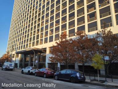 Main picture of 4343 Clarendon Ave Condos