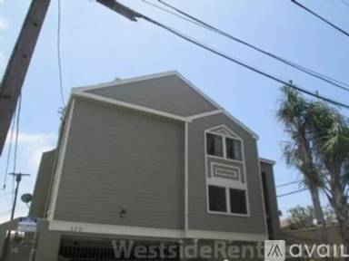 Main picture of 330 W 19th St