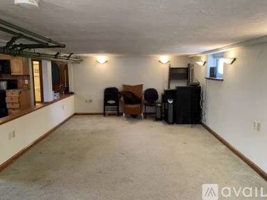 Main picture of 145 Nichols Ave