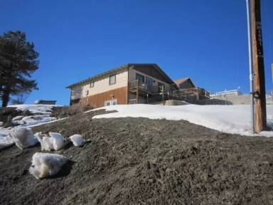 Main picture of 274 S 10th St