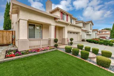 Main picture of 2254 Woodranch Rd