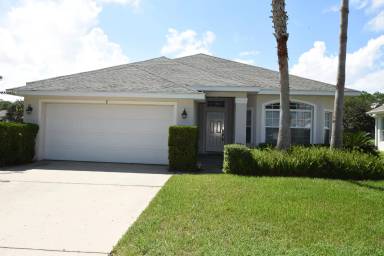 Main picture of 8 Rivergate Ln