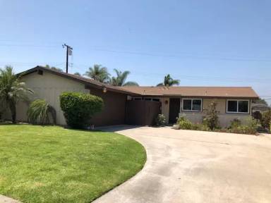 Main picture of 531 W Woodcrest Ave