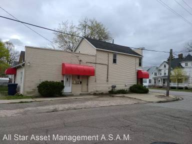 Main picture of 408 N Henry St