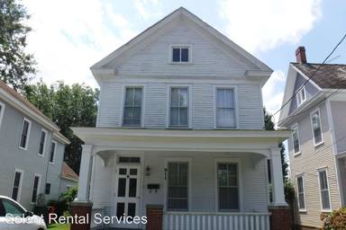 Main picture of 811 W Main St
