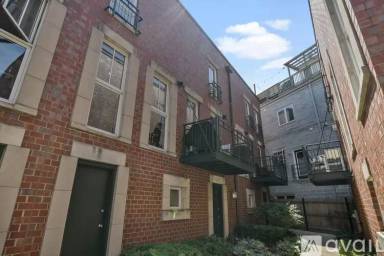 Main picture of 1125 W Newport Ave