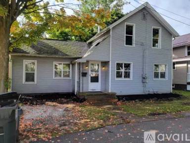 Main picture of 127 Reams Ct