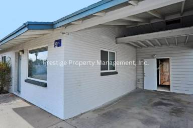 Main picture of 1325 N Swan Rd