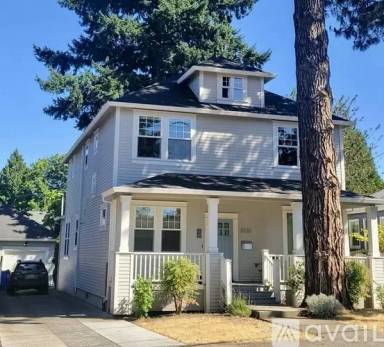 Main picture of 5732 NE 37th Ave