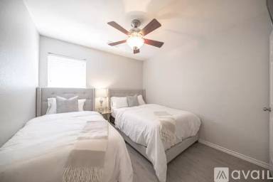 Main picture of 5205 Blue Haven Dr