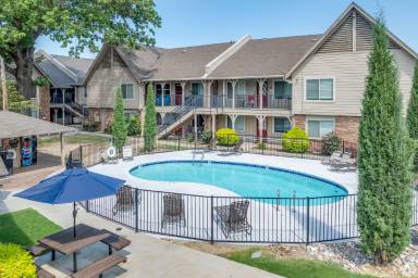 Main picture of The Village At Brookside