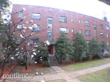 Main picture of St. Paul Gardens Apartments