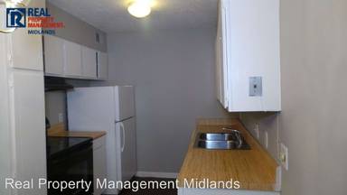 Main picture of 1208 Old Manor Rd