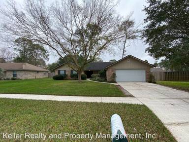 Main picture of 11867 Stonebridge Dr W